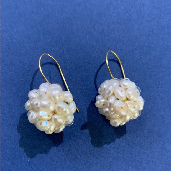 Vintage mini freshwater Pearl w gold wire (gold plate?) 1” Earrings & sz7 ring - Picture 6 of 8